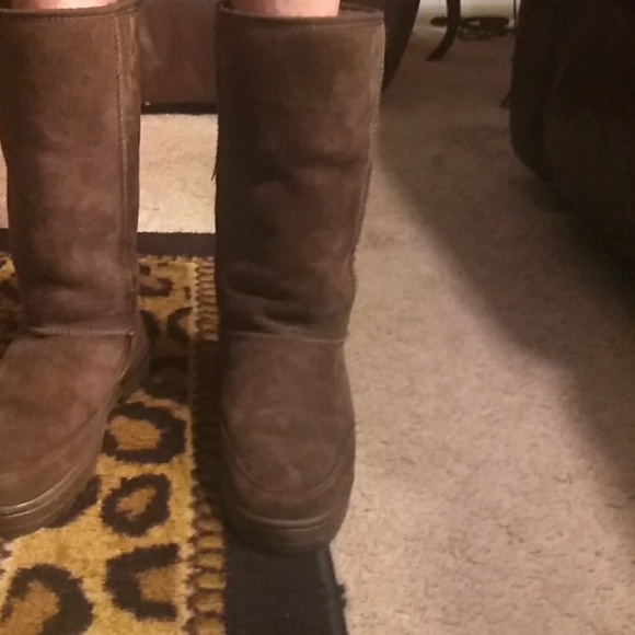 Boots - Picture 4 of 7